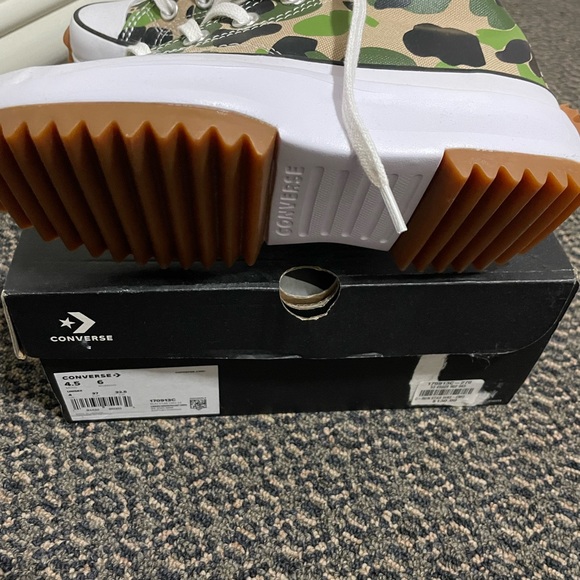 Converse running shoes brand new - Picture 2 of 2